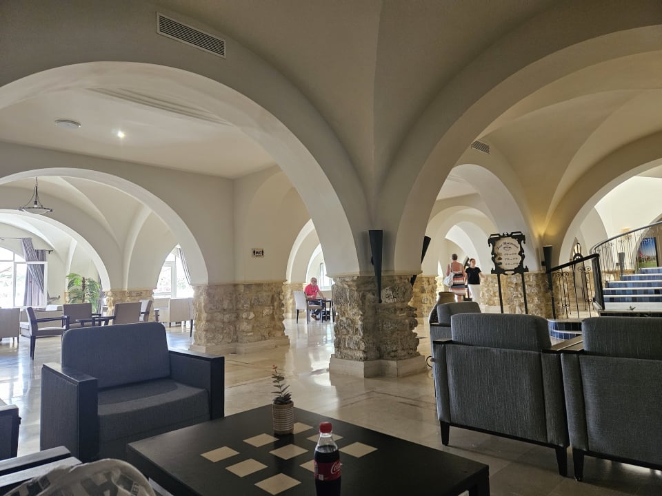 Lobby Hotel Méditerranée Thalasso Golf