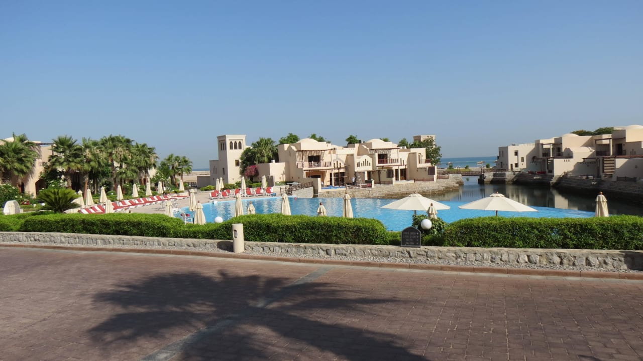 Kleiner Pool The Cove Rotana Resort