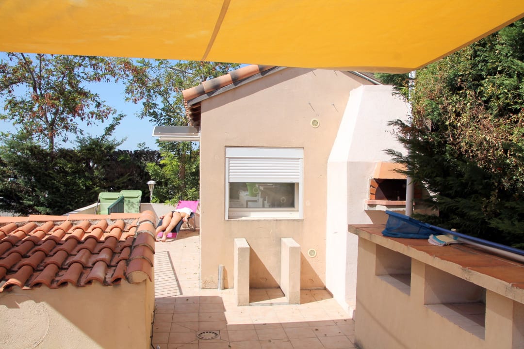 Kleines Schlafhäuschen Hotel Comfort Marseille Airport