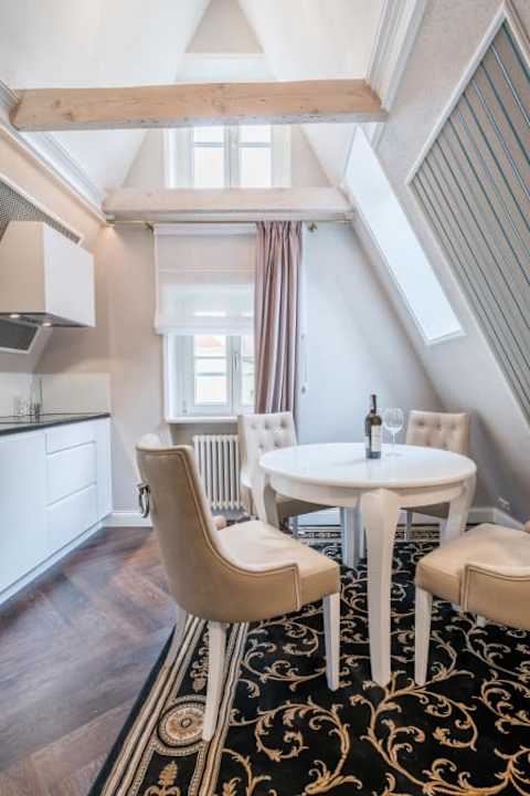 Apartament Wenecja - Kuchnia z jadalnią DreamApartments24
