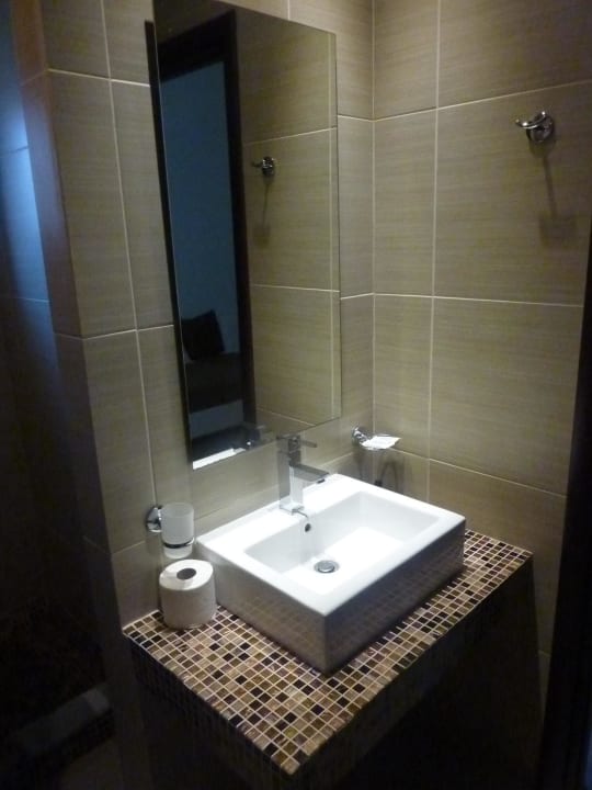 Waschbecken Hotel Tony's Beach