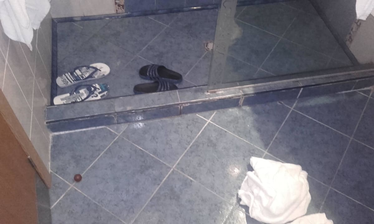 Super prysznic Hotel Atlas