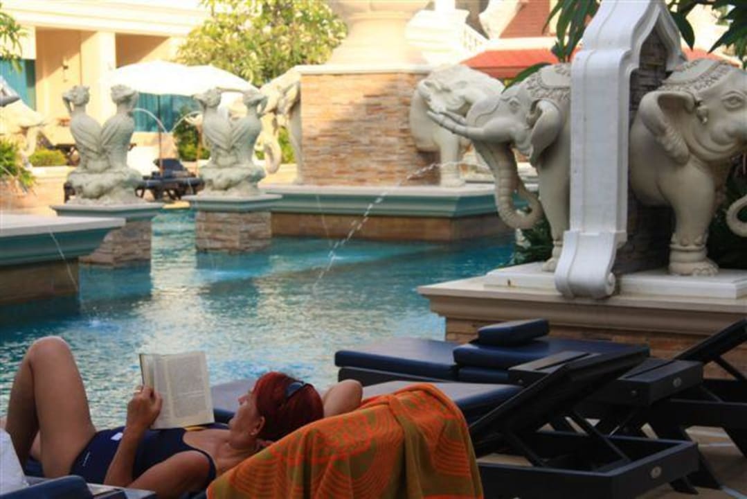 Unterer Pool - Grand Pacific Hotel Grand Pacific Sovereign Resort & Spa