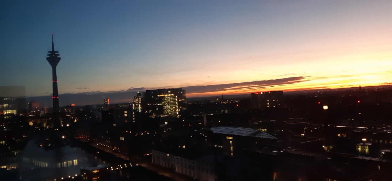 Ausblick INNSiDE by Meliá Düsseldorf Hafen