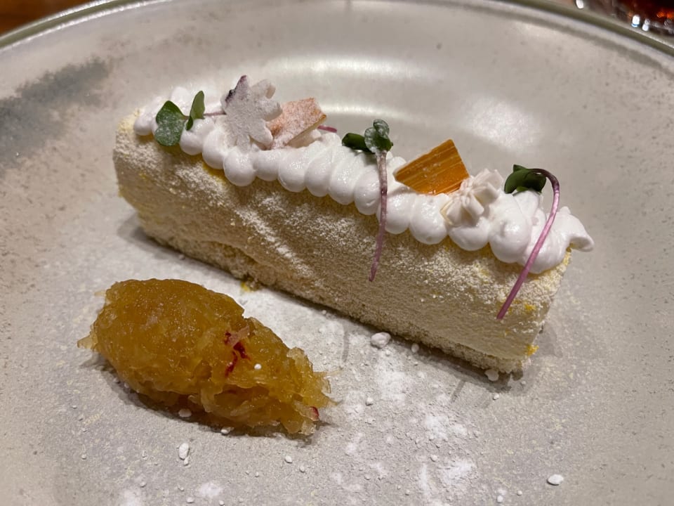 Gastro Acanthus Cennet Barut Collection