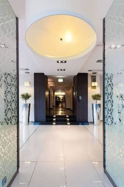 Lobby Qubus Hotel Gdańsk