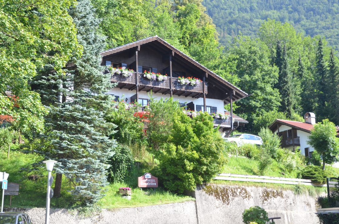 Außenansicht Landhotel Sonnleiten