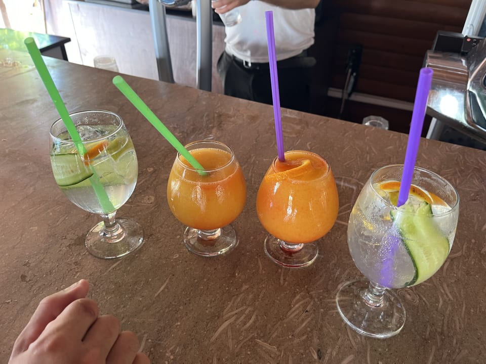 Gastro Saturn Palace Resort Hotel