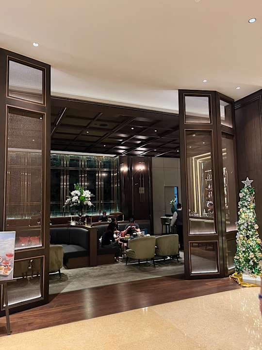 Lobby The Landmark Bangkok