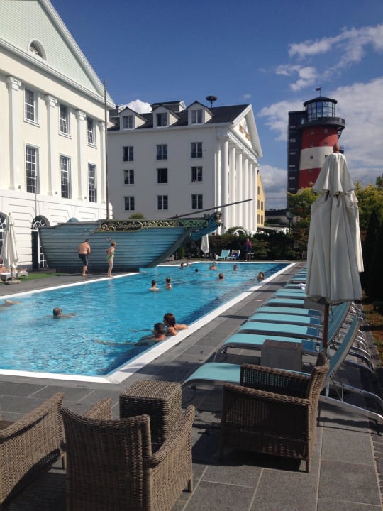 Schöner Pool Hotel Bell Rock Europa-Park