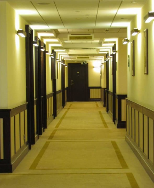 1st floor hallway Hotel Radisson Blu Gdańsk