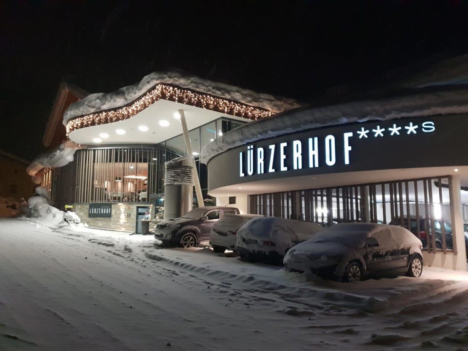 Außenansicht Lürzerhof - luxury.nature.spa