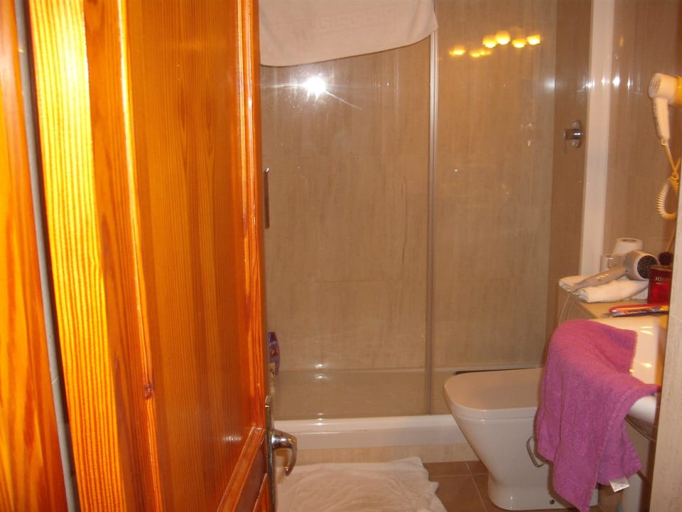 Bad ... Apartments Poseidon III, MC Ibiza