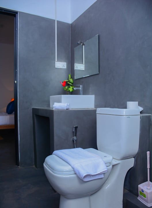 Zimmer Hotel Star White - Negombo