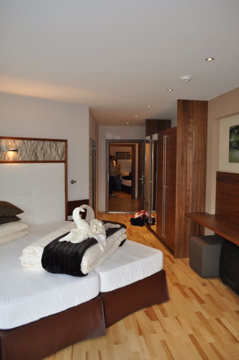 Zimmer mit verbindung zum Kinderzimmer Hotel Jennys Schlössl