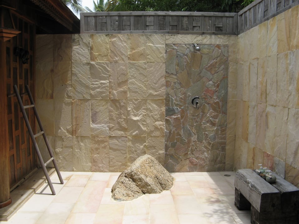 Dusche unter freiem Himmel Santhiya Koh Phangan Resort & Spa