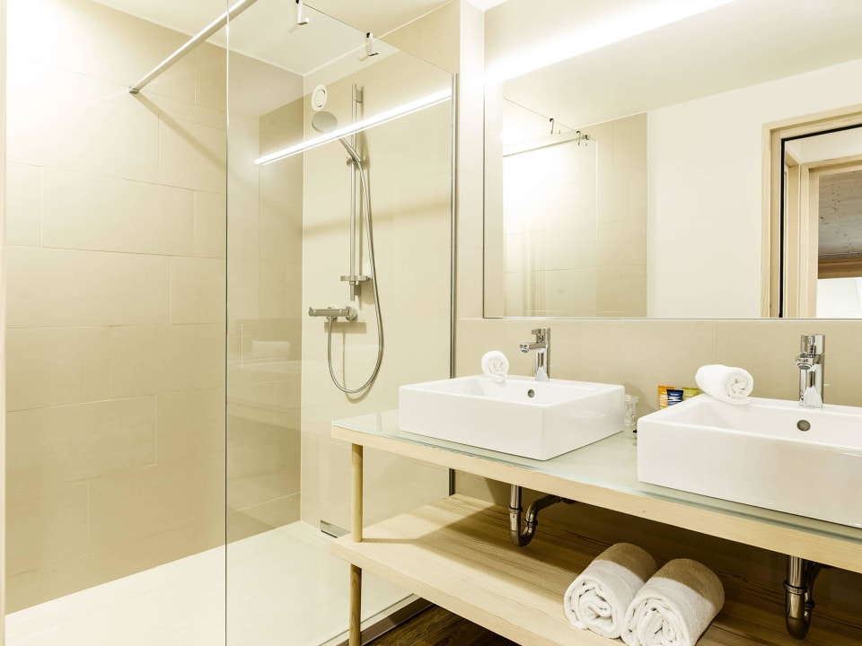 Badezimmer alpen select apartments Kleinwalsertal