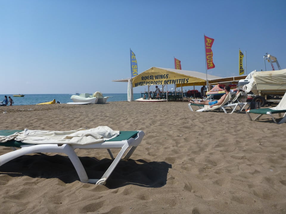 Strand Royal Wings Hotel