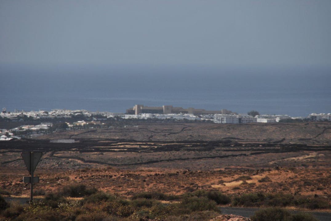 Blick zum Hotel Hotel Grand Teguise Playa
