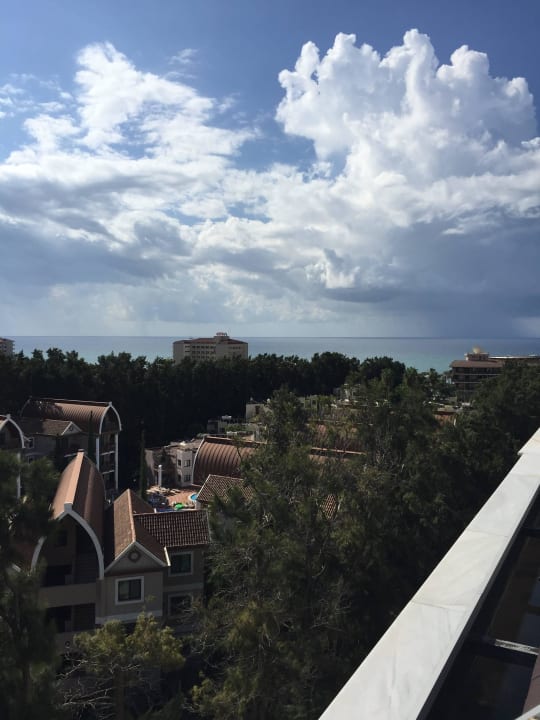 Seitlicher Meerblick Dizalya Palm Garden