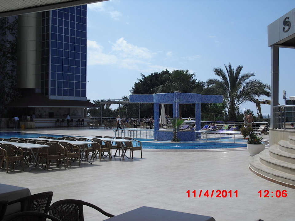 Blick auf Pool Kırbıyık Resort Hotel - Alanya