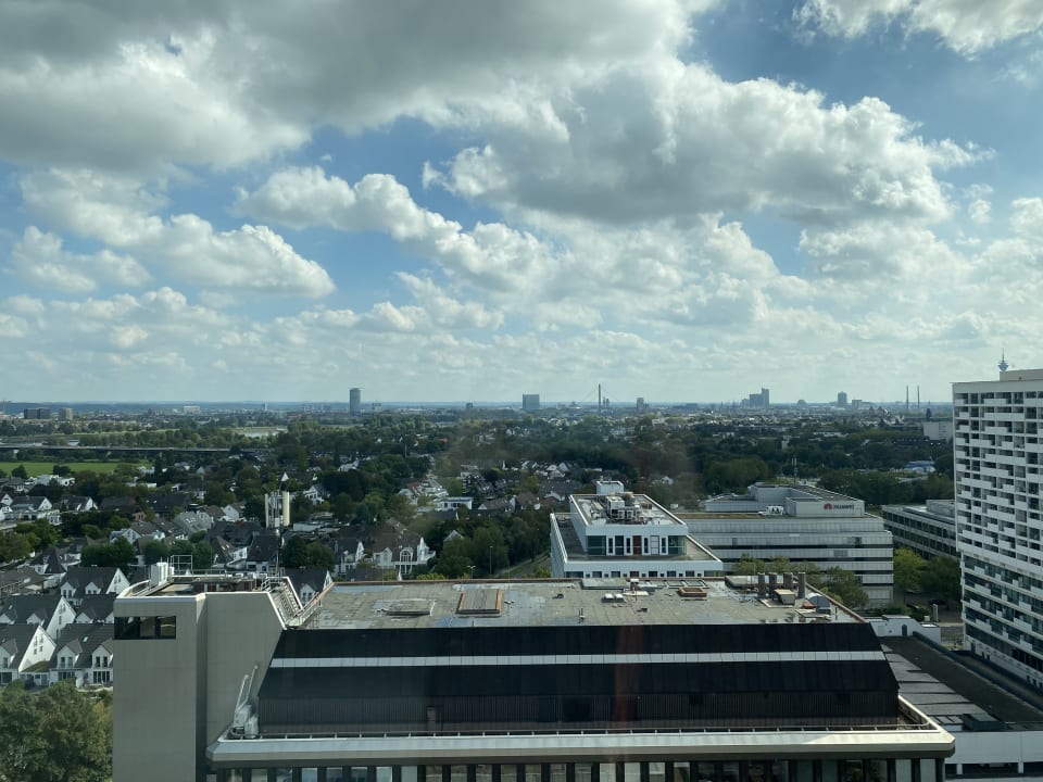 Ausblick Lindner Hotel Dusseldorf Seestern, part of JdV by Hyatt