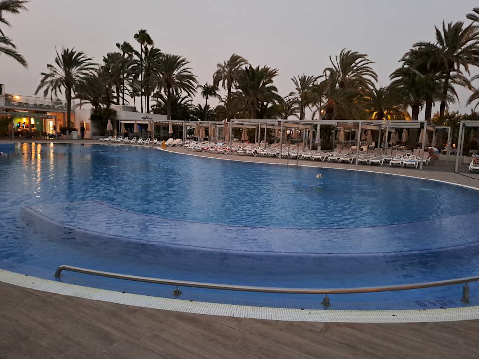 Pool Hotel Riu Papayas