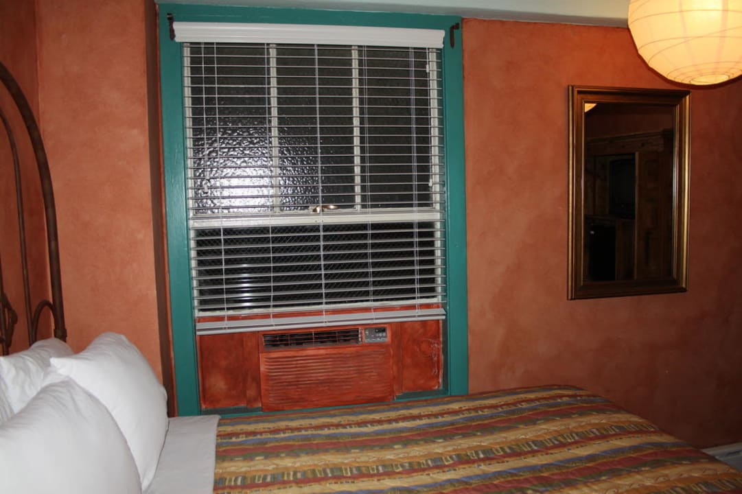 Fenster zum hochklappen, nur einfach verglast Hotel Figueroa