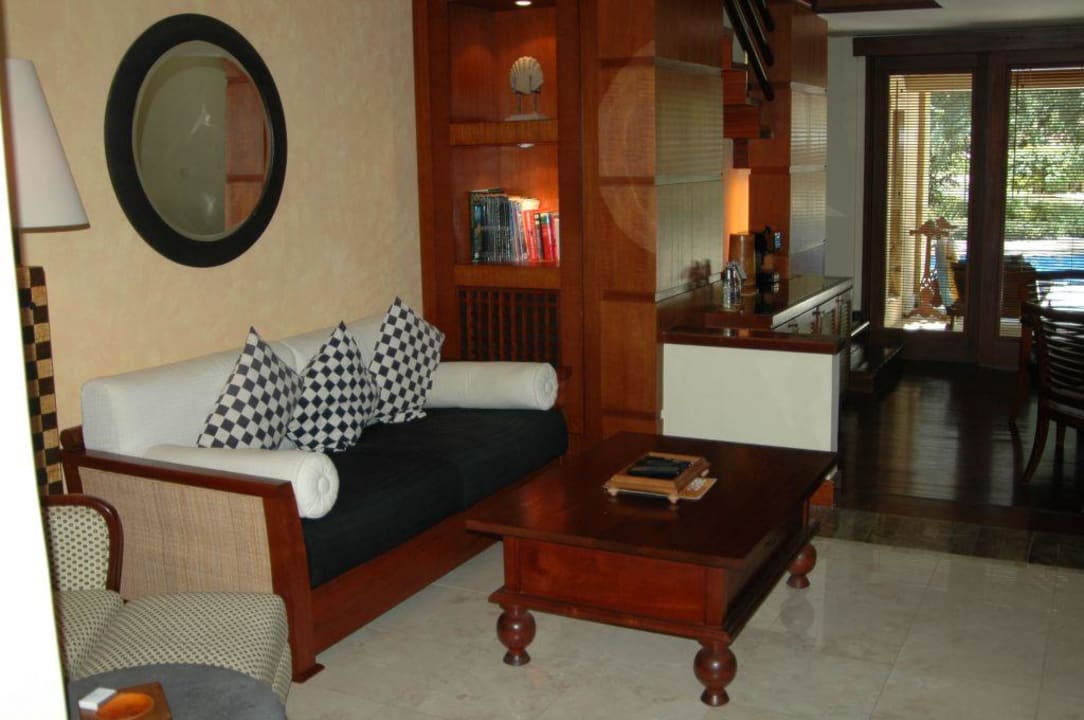 Unterer Wohnbereich der Villa Pool Villa Club