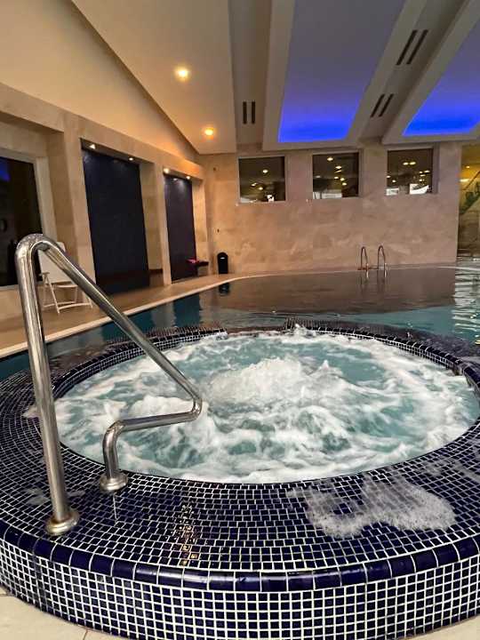 Pool Mirotel Resort & Spa