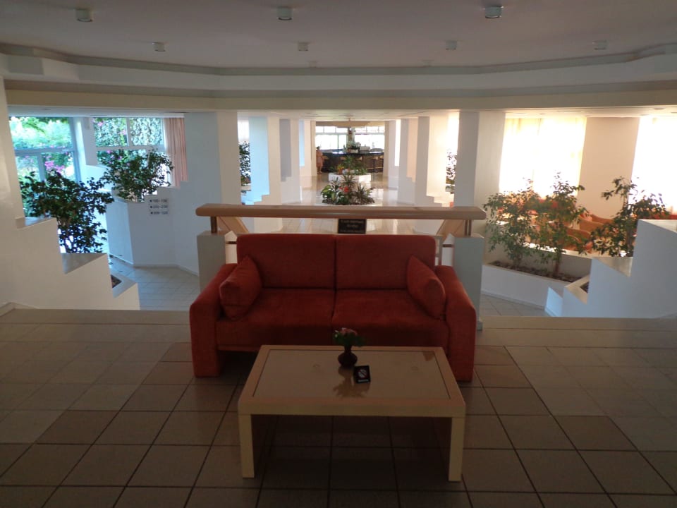 Lobby Anissa Beach & Village