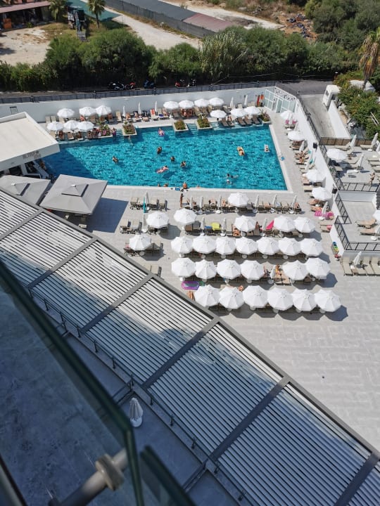 Pool Side Stella Elite Resort & Spa