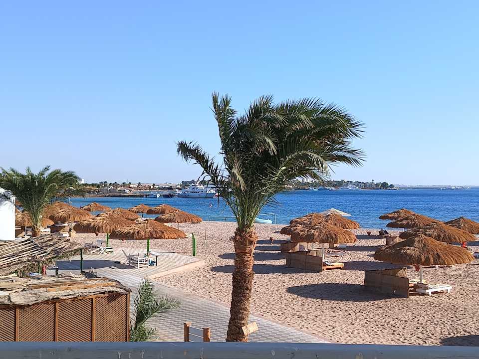 Strand Menaville Safaga