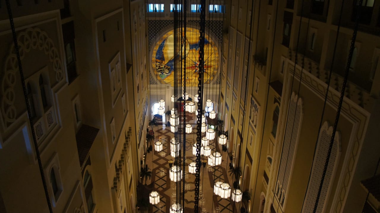 Blick aus dem Fahrstuhl heraus Oaks Ibn Battuta Gate Dubai