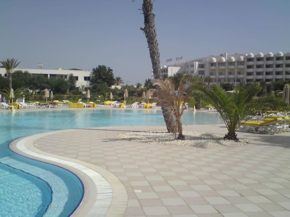Poolanlage Hotel Vincci Saphir Palace & Spa