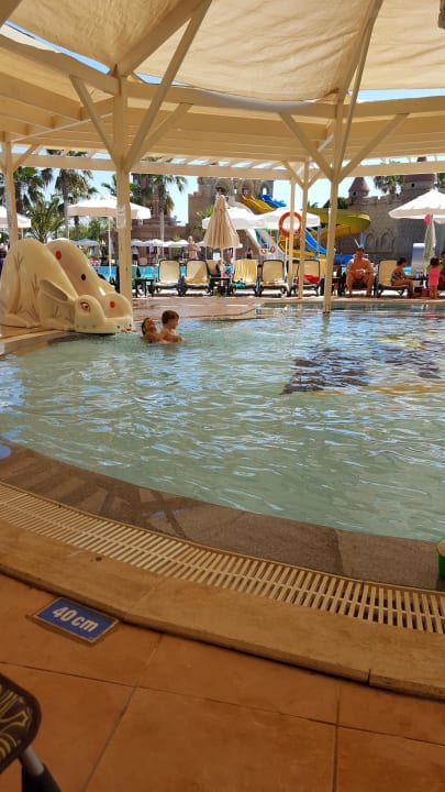 Überdachter Babypool  Belek Beach Resort Hotel