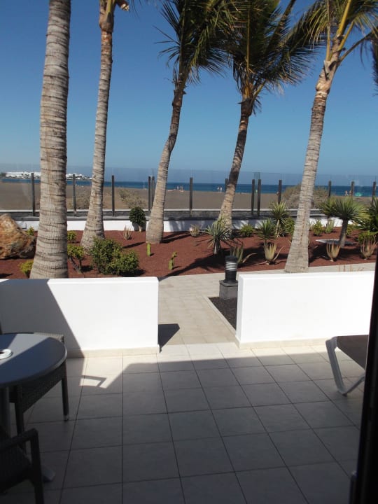 Ausblick vom Zimmer Richtung Strand Hotel Las Costas