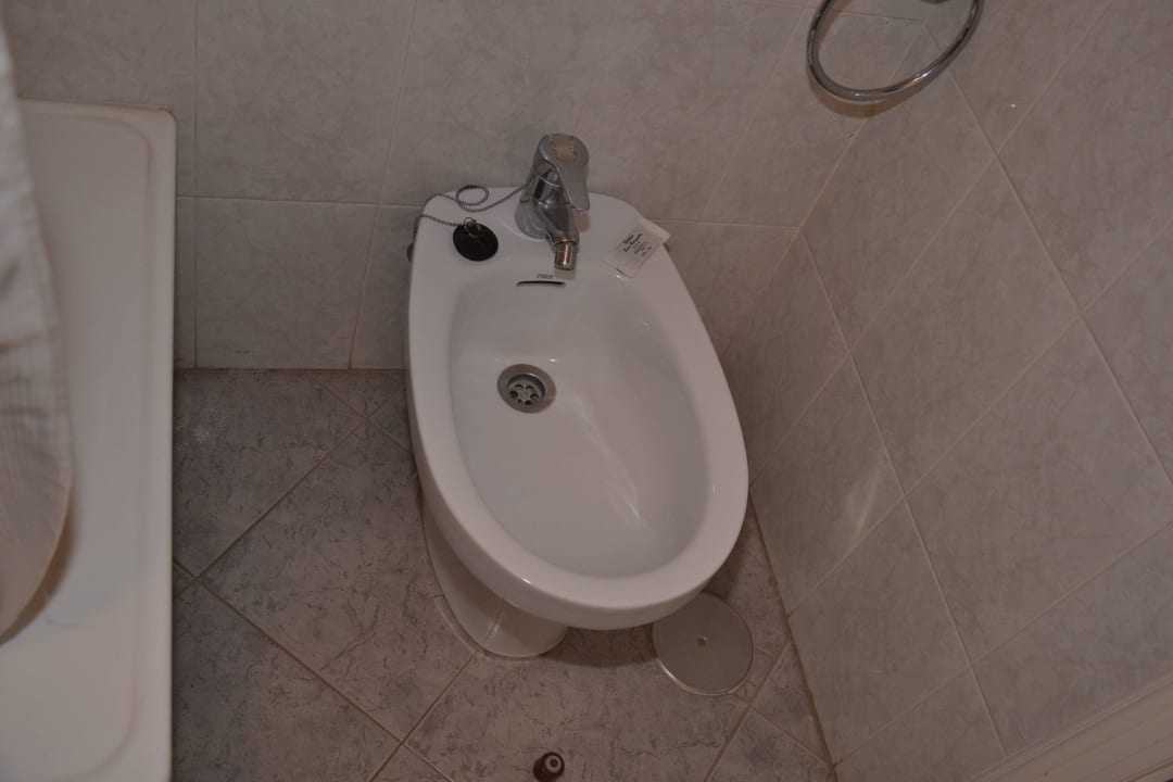 Bad Hotel RF San Borondon