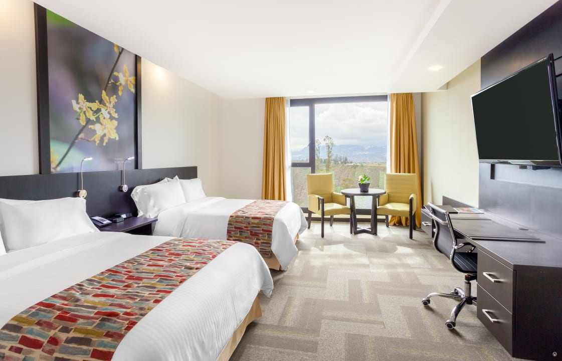 Zimmer Wyndham Quito Airport