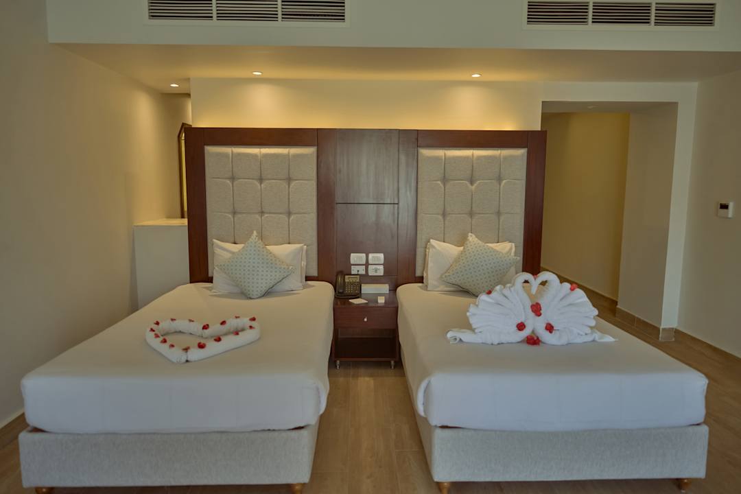 Zimmer Diamond Beach by Pearl Resort