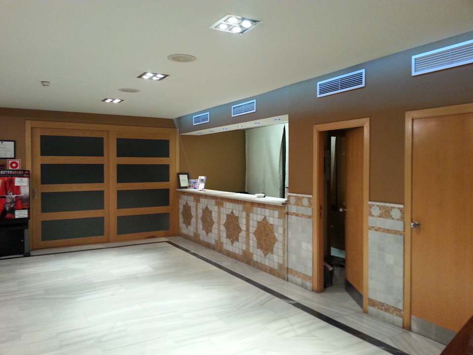 Rezeption / Lobby Hotel Oasis