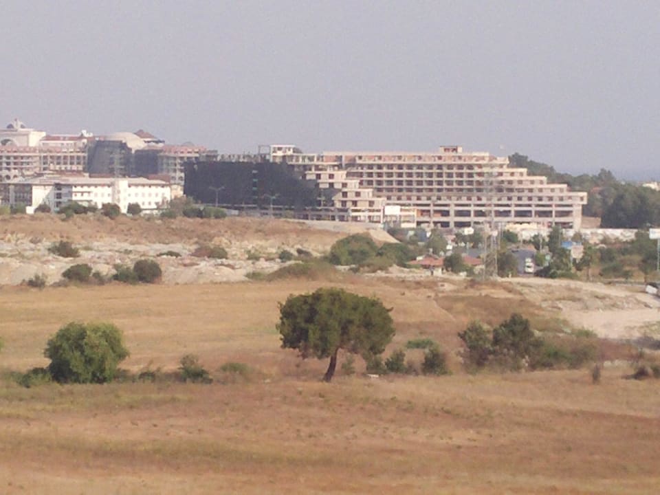 Von unserem Zimmer der Ausblick Serenis Hotel