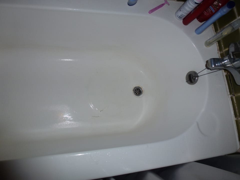 Riss in der Badewanne The Fair House Beach Resort