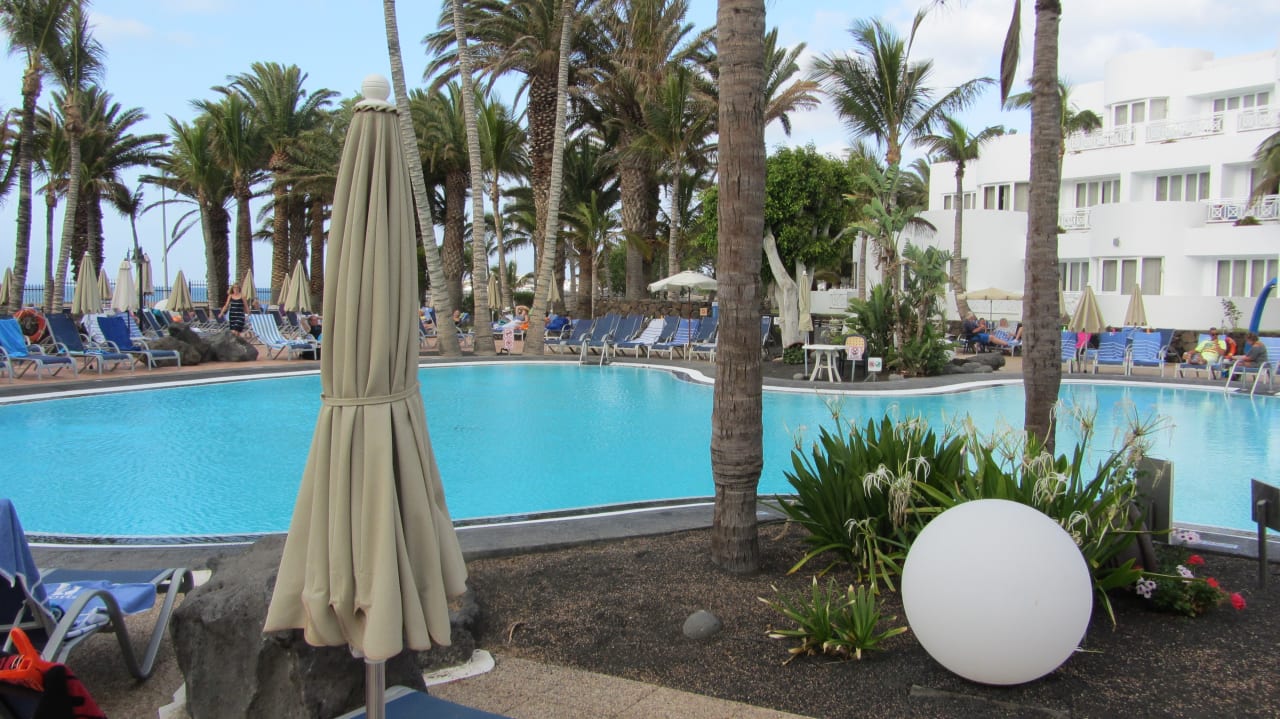 Pool Hipotels La Geria