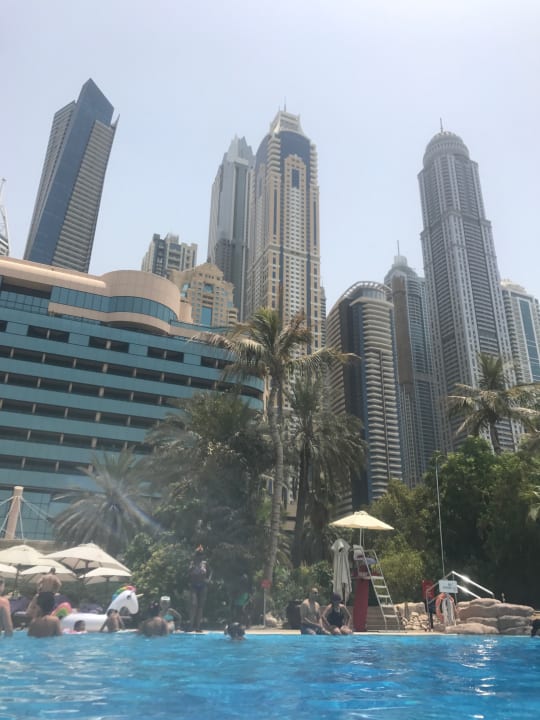 Außenansicht Le Meridien Mina Seyahi Beach Resort & Waterpark