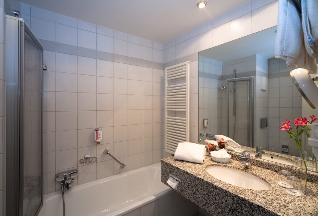 Doppelzimmer Badezimmer (Beispiel) HKK Wernigerode