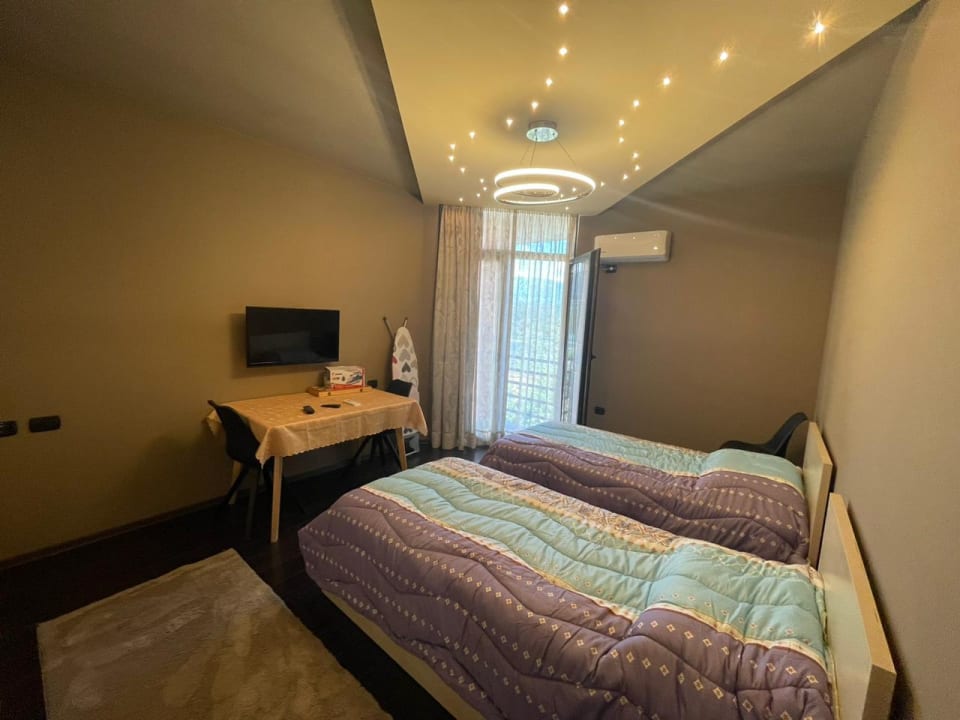 Zimmer Lake View Apartment