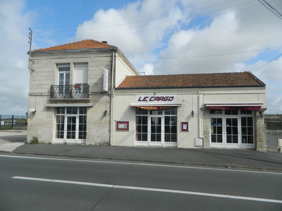 Außenansicht Hotel Le Cargo