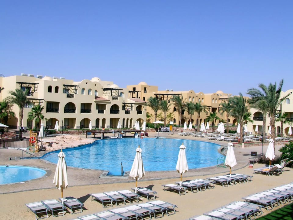 Basen z barem Stella Garden Resort & Spa, Makadi Bay