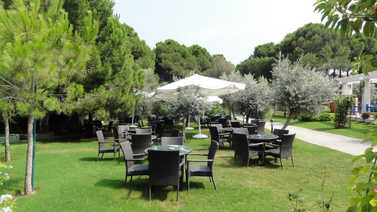 Terrasse du bar à bière Voyage Belek Golf & Spa